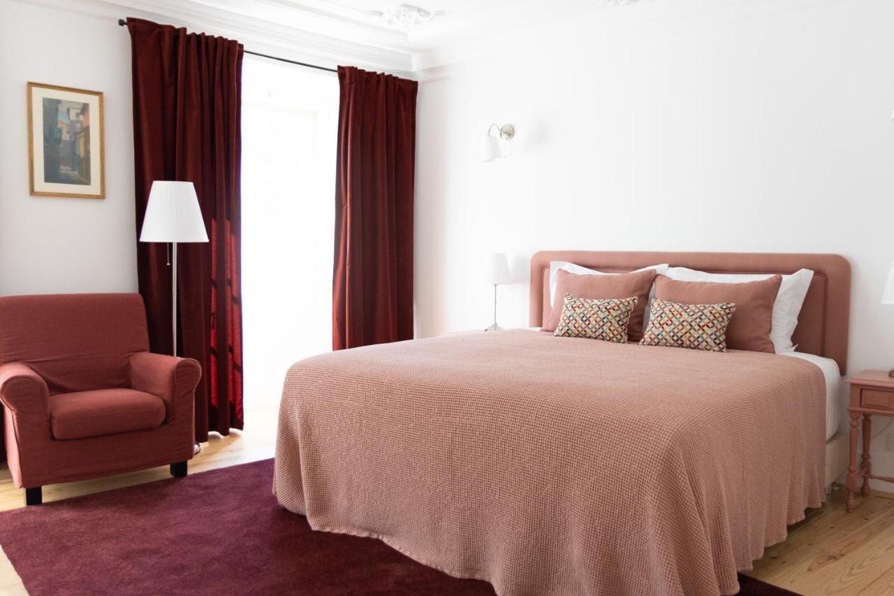A Burguesa - Guesthouse กัสเตโลเจวีด ภายนอก รูปภาพ