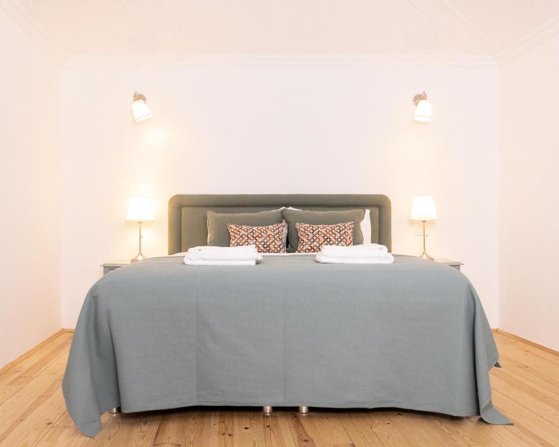 A Burguesa - Guesthouse กัสเตโลเจวีด ภายนอก รูปภาพ