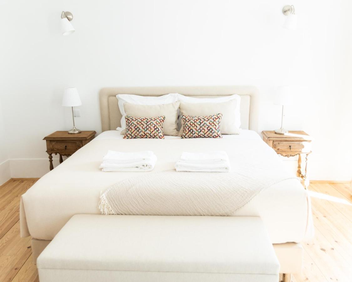 A Burguesa - Guesthouse กัสเตโลเจวีด ภายนอก รูปภาพ