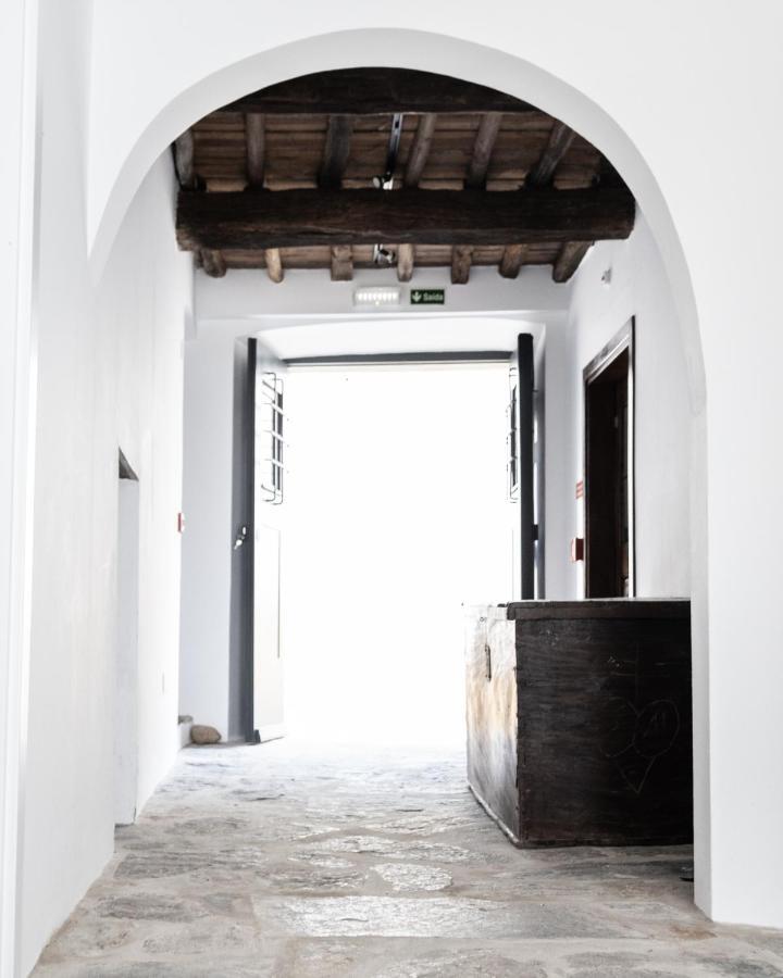 A Burguesa - Guesthouse กัสเตโลเจวีด ภายนอก รูปภาพ