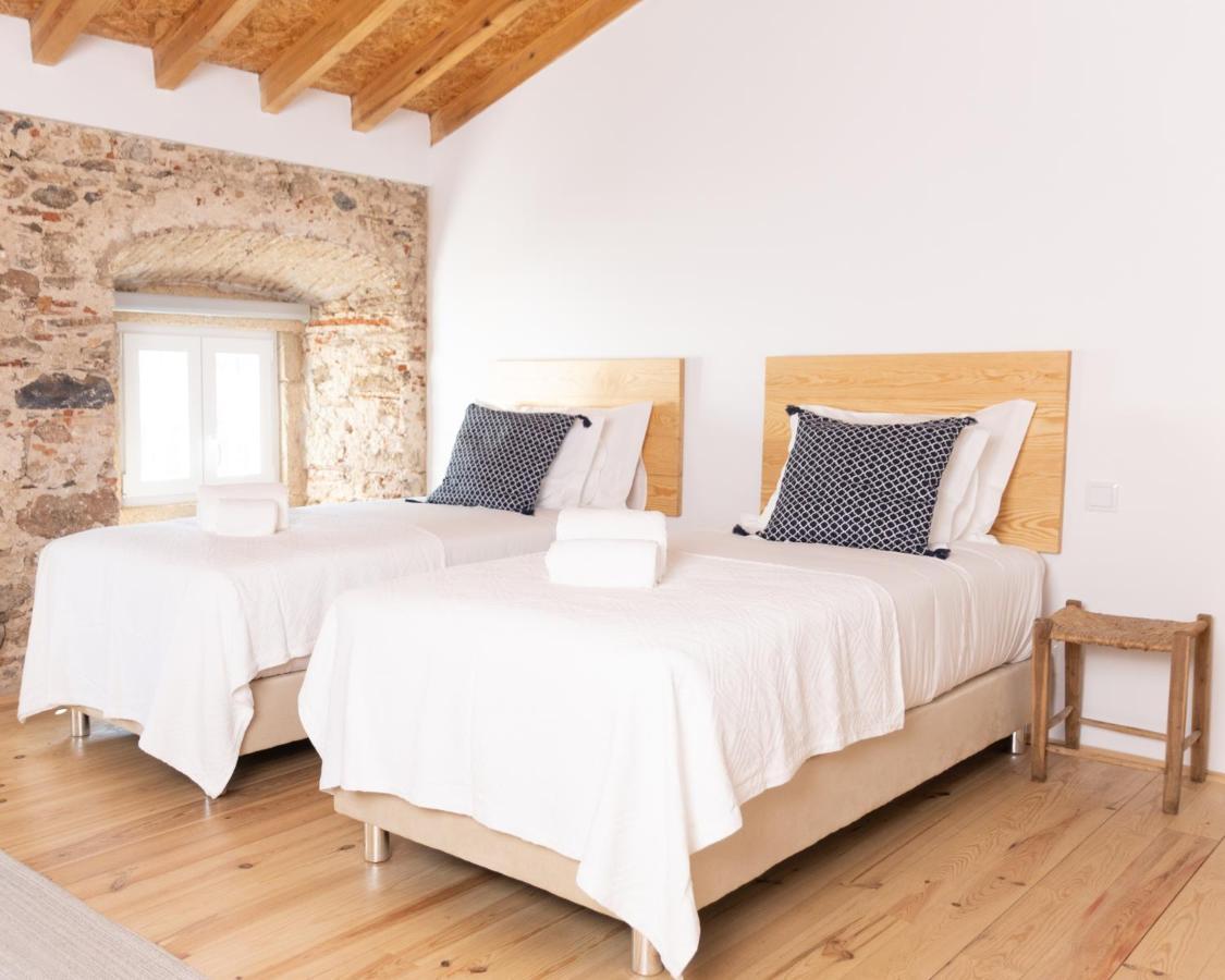 A Burguesa - Guesthouse กัสเตโลเจวีด ภายนอก รูปภาพ